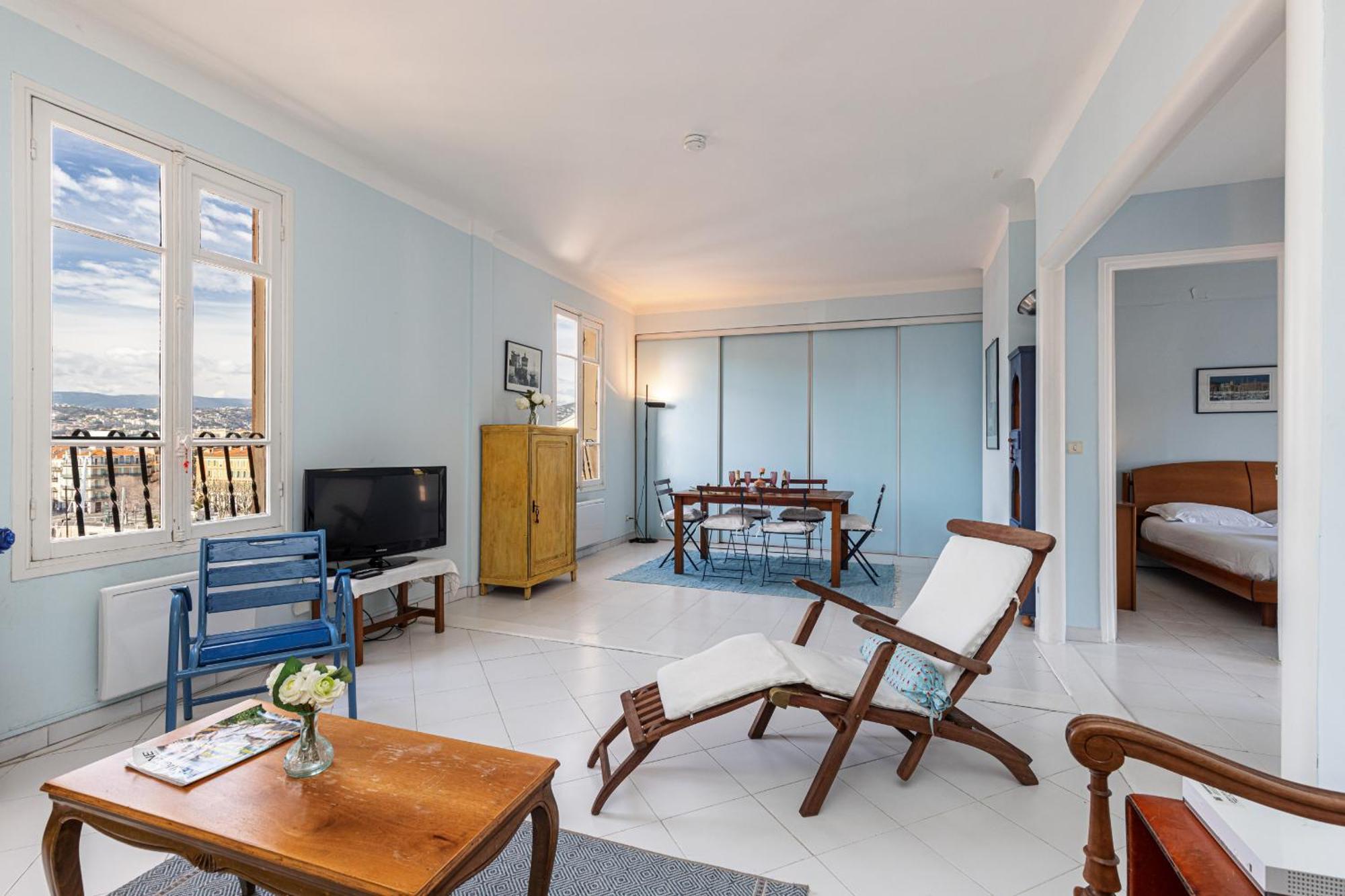 Extraordinary View On Port And Castle Hill - 1 Bdr & Parking Apartamento Nice