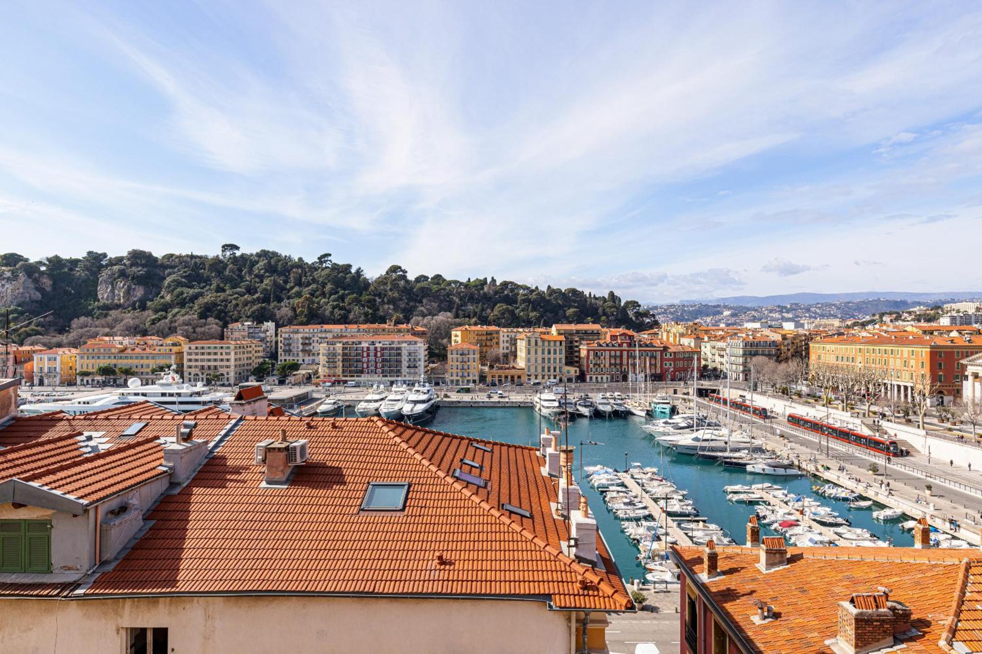 Extraordinary View On Port And Castle Hill - 1 Bdr & Parking Nizza