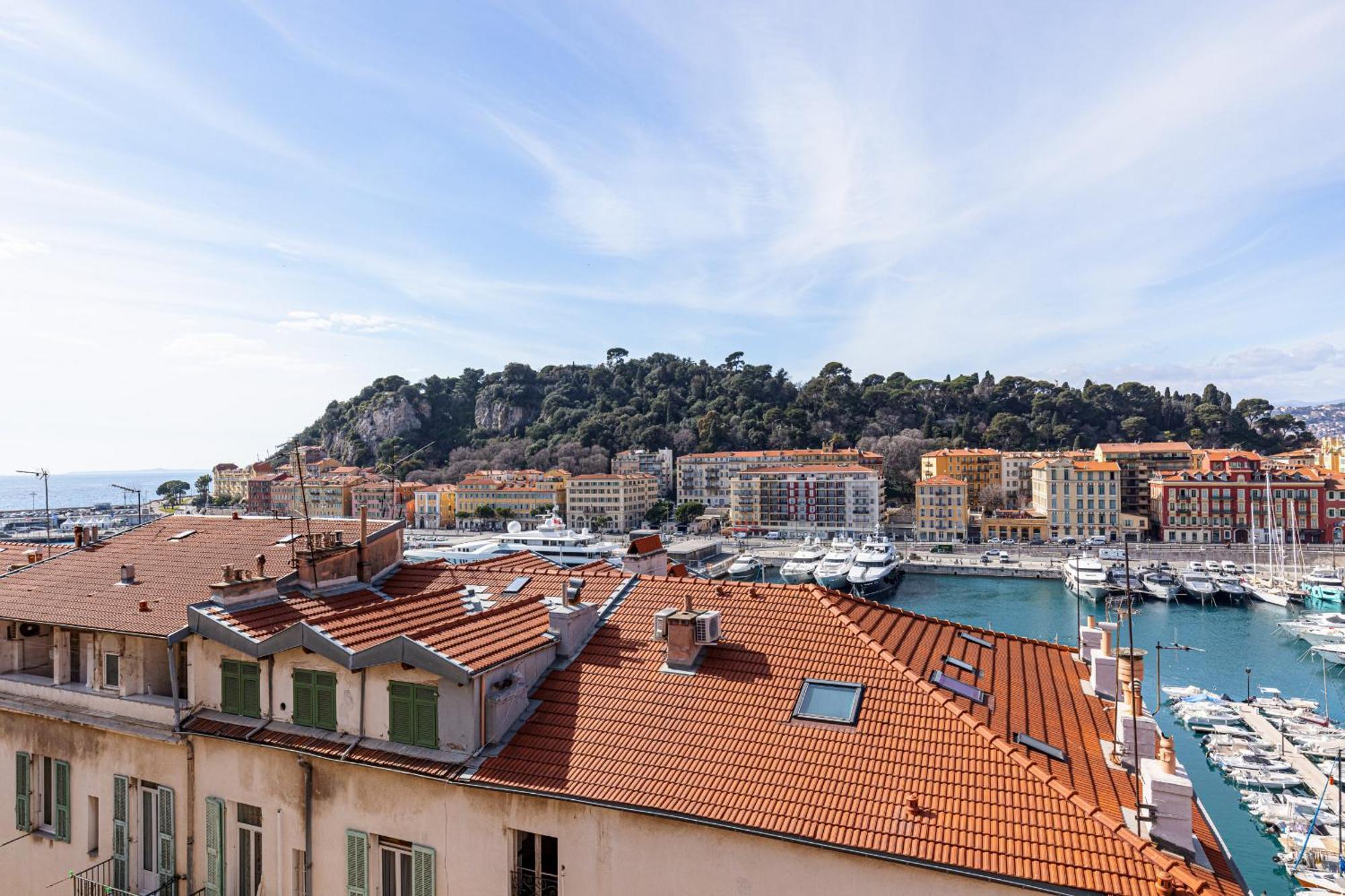 Appartamento Extraordinary View On Port And Castle Hill - 1 Bdr & Parking
